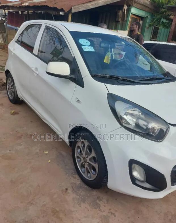 Kia Morning 2012 White