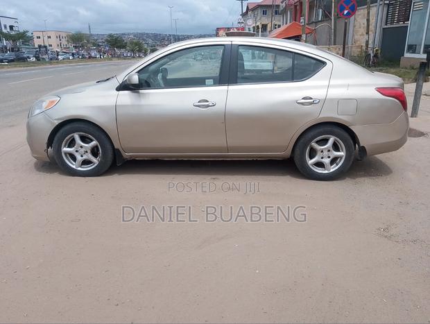 Nissan Versa 2014