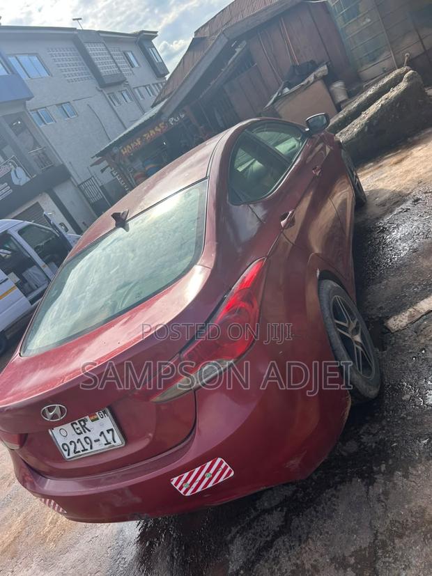 Hyundai Elantra 2013 Red