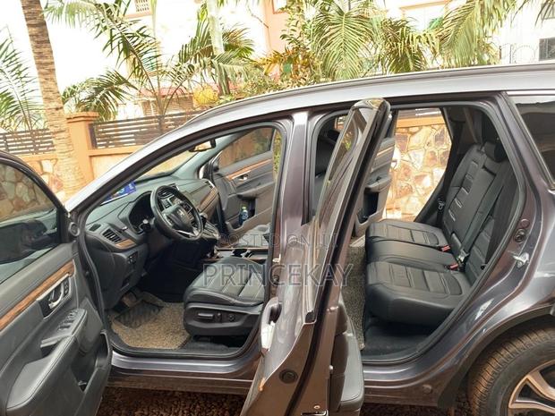 Honda CR-V 2022 Gray