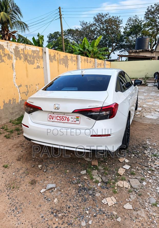 Honda Civic Sport 2022 White