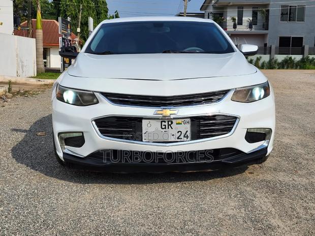Chevrolet Malibu 2017 White