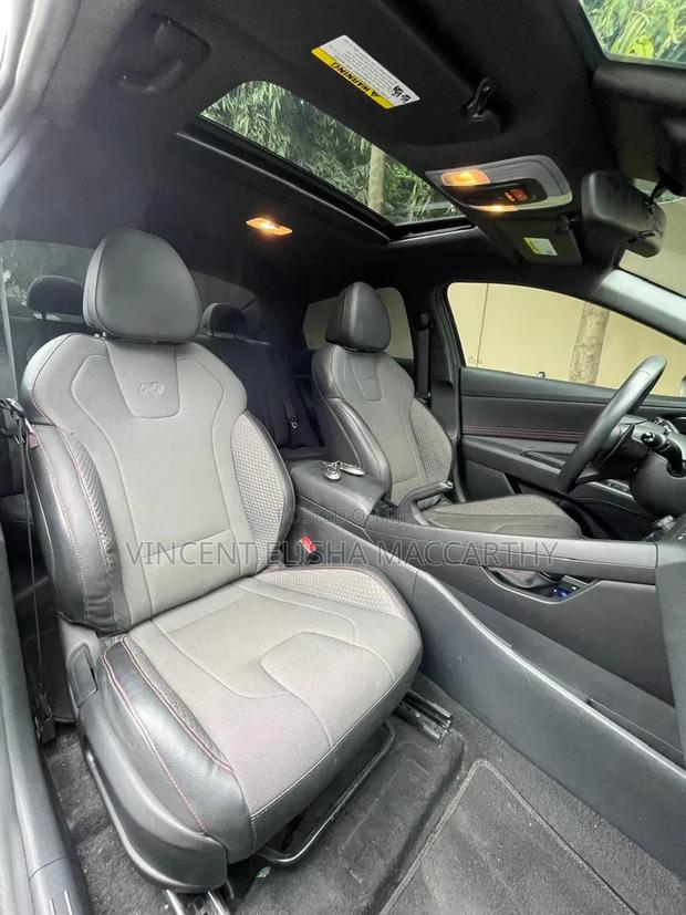 Hyundai Elantra 2024 Gray
