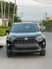 Toyota RAV4 XLE 2021 Black for sale