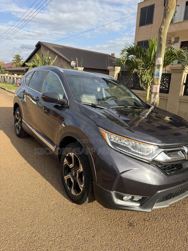 Honda CR-V Touring AWD 2019 Gray