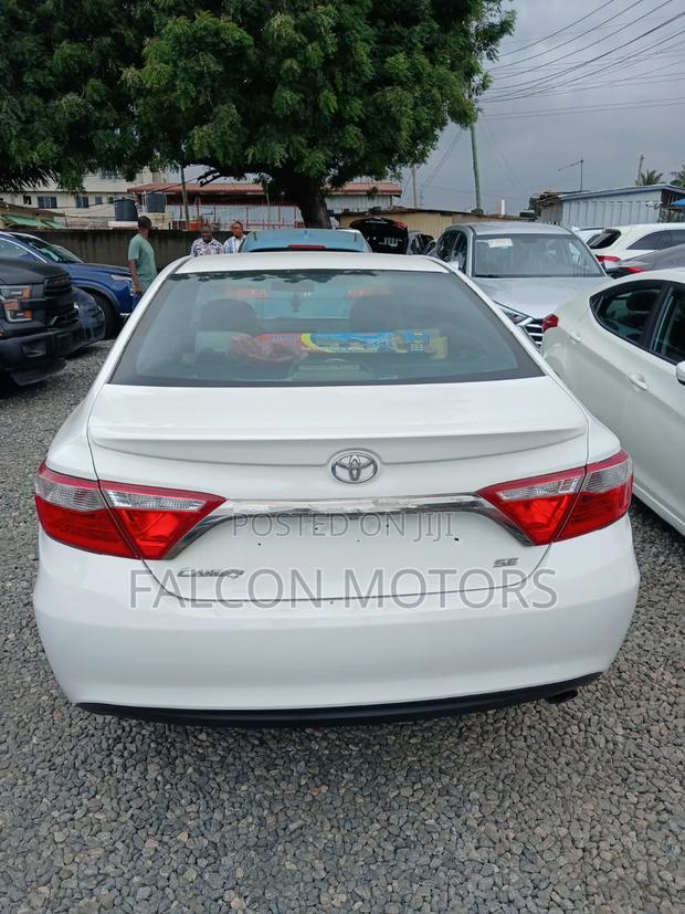 Toyota Camry 2016 White