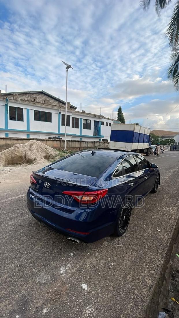 Hyundai Sonata 2017 Blue