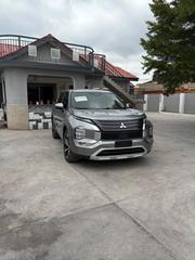 Mitsubishi Outlander SE Launch Edition 2022 Beige for sale