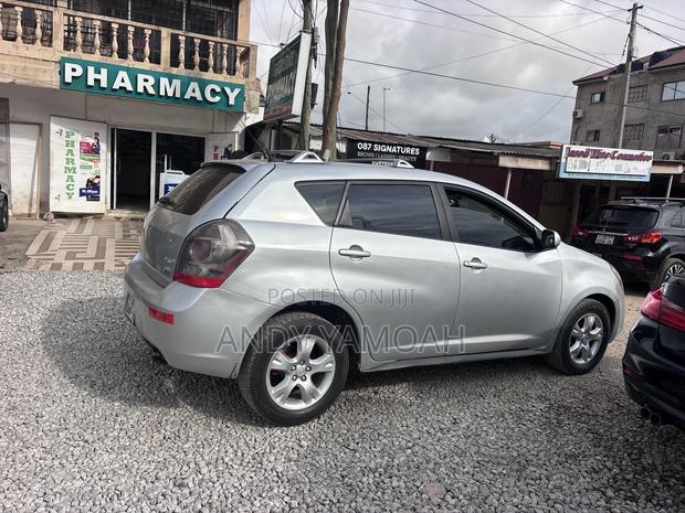 Pontiac Vibe 2010 Silver