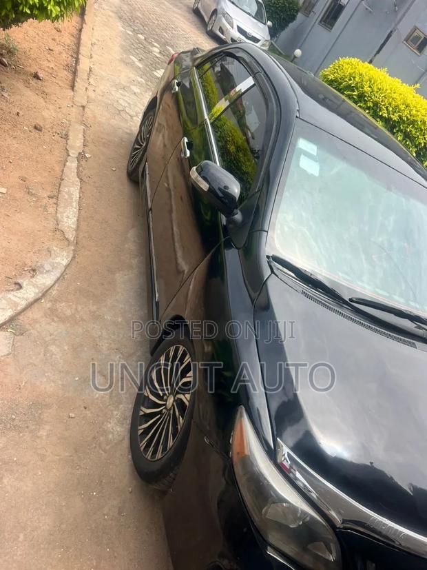 Toyota Corolla 2012 Black