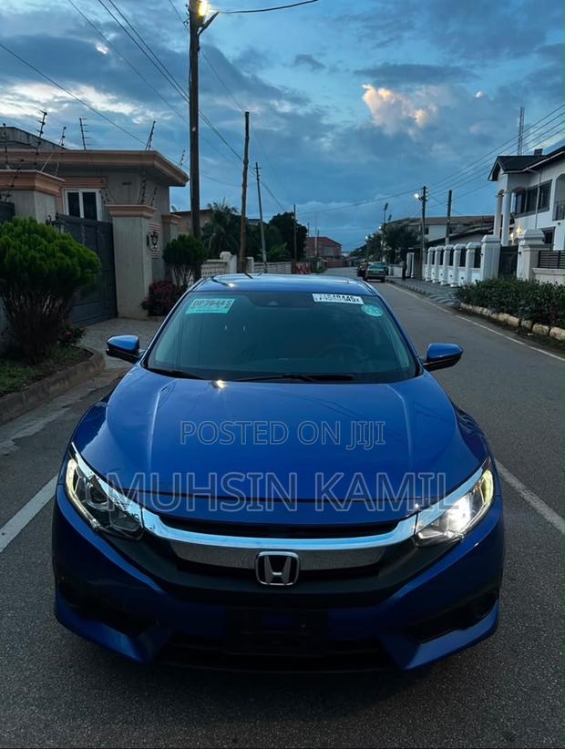 Honda Civic EX 4dr Hatchback (1.5L 4cyl) 2017 Blue