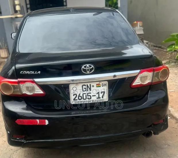 Toyota Corolla 2012 Black