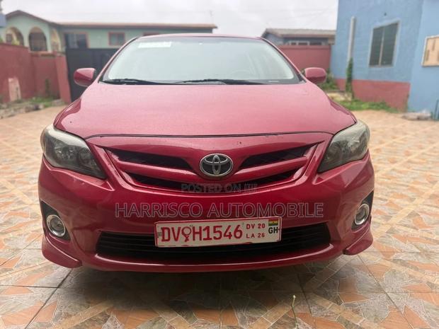Toyota Corolla S Special Edition 4dr Sedan (1.8L 4cyl 4A) 2013 Red