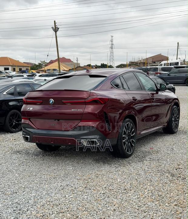 BMW X6 xDrive40i Sports Activity Coupe 2025 Red