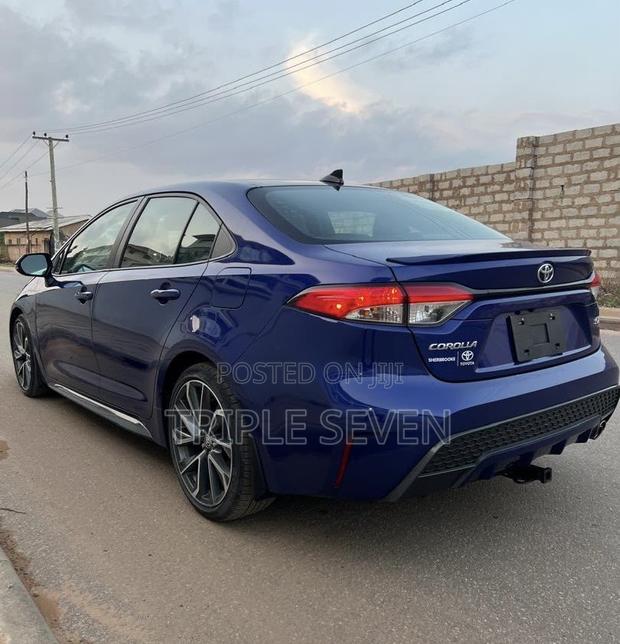 Toyota Corolla SE 2022 Blue