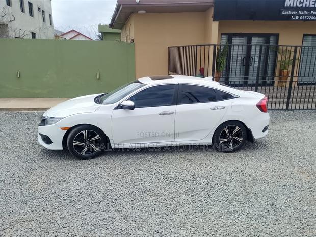 Honda Civic 2017 White