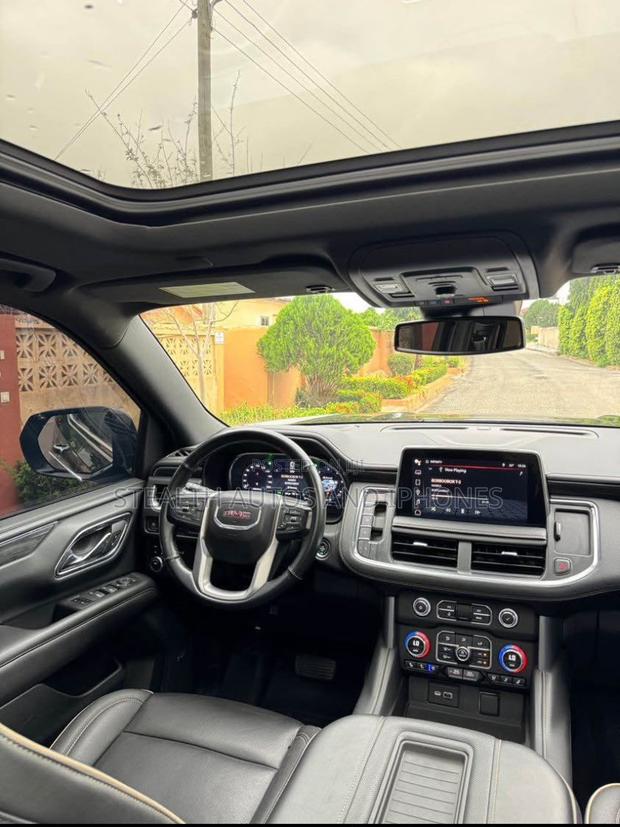 GMC Yukon Denali 4WD 2023 Black