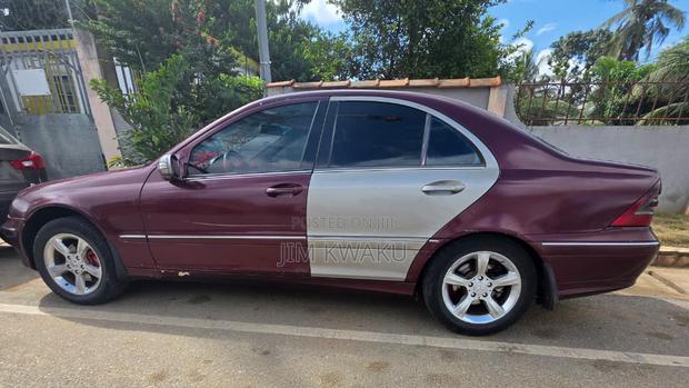 Mercedes-Benz C200 2006 Burgundy