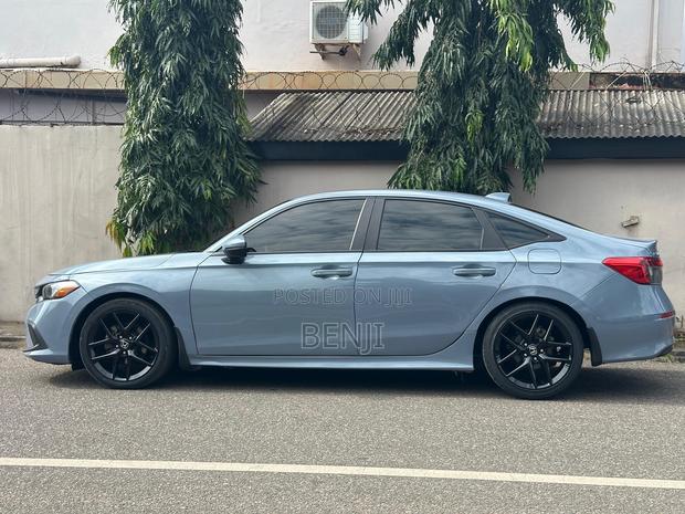 Honda Civic 2024 Blue