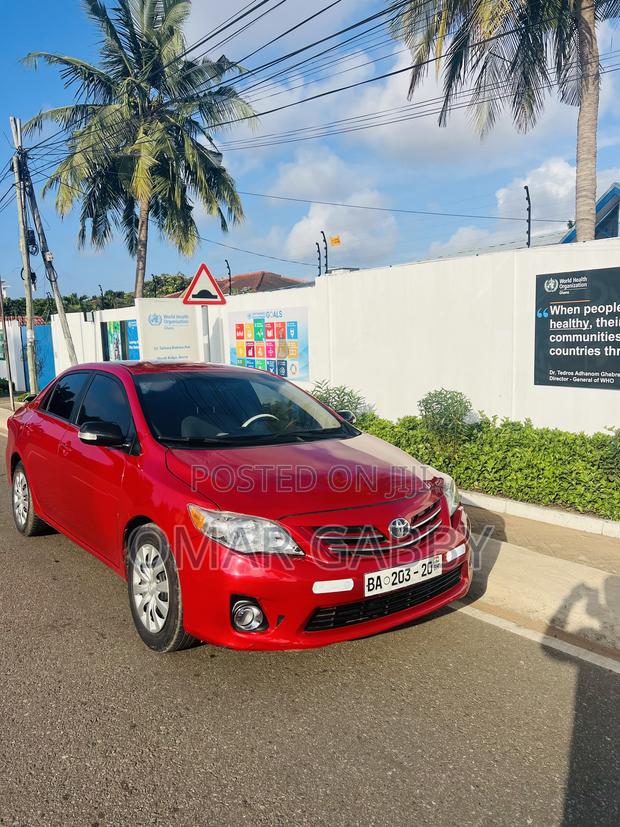Toyota Corolla 2013 Red