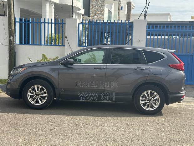 Honda CR-V Touring 4dr SUV AWD (1.5L 4cyl CVT) 2017 Gray