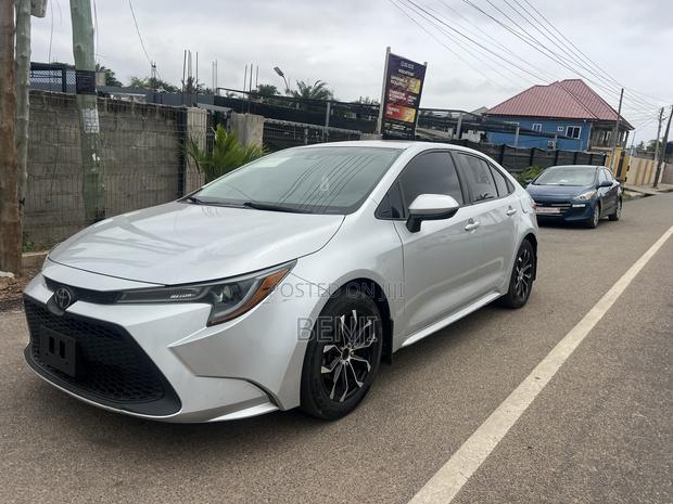 Toyota Corolla 2020 Silver