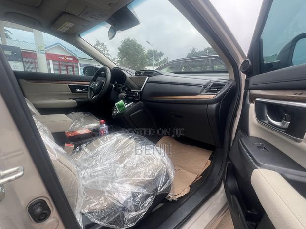 Honda CR-V 2018 Gold