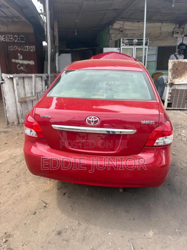 Toyota Yaris 1.5 Automatic 2009 Red