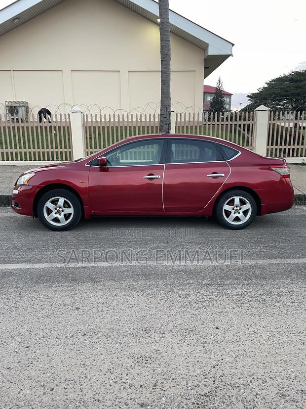 Nissan Sentra 2015 Red