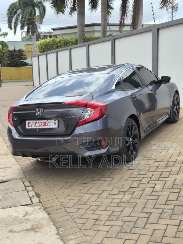 Honda Civic Sport Sedan 2019 Gray