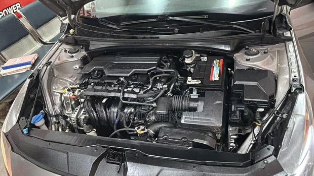 Hyundai Elantra Limited 2023 Beige
