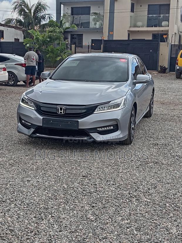 Honda Accord Sport 4dr Sedan FWD (2.4L 4cyl 2A) 2017 Silver