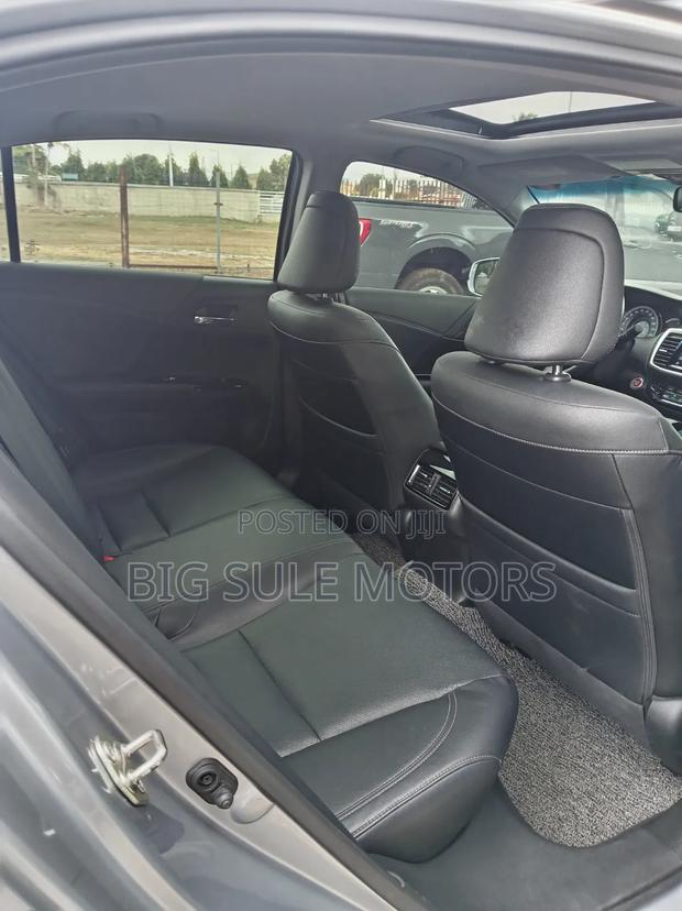 Honda Accord Sport 4dr Sedan FWD (2.4L 4cyl 2A) 2017 Silver