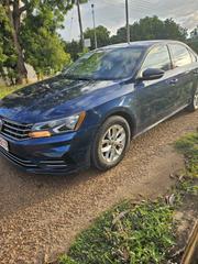 Volkswagen Passat 2018 Blue for sale