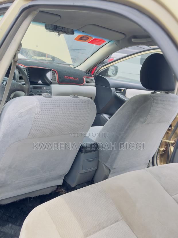 Toyota Corolla 2007 Gold
