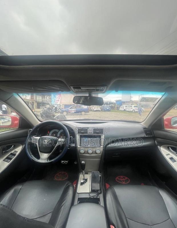 Toyota Camry SE 4dr Sedan (2.5L 4cyl 6A) 2012 Red