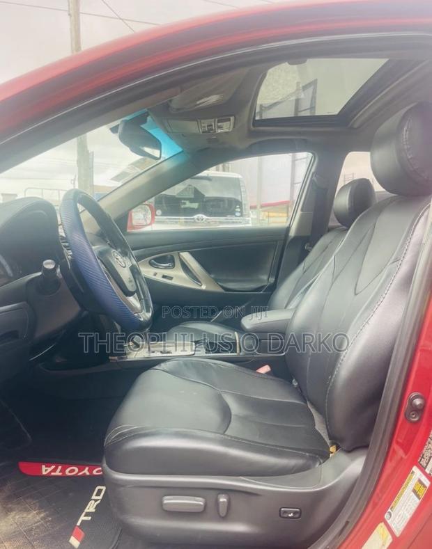 Toyota Camry SE 4dr Sedan (2.5L 4cyl 6A) 2012 Red