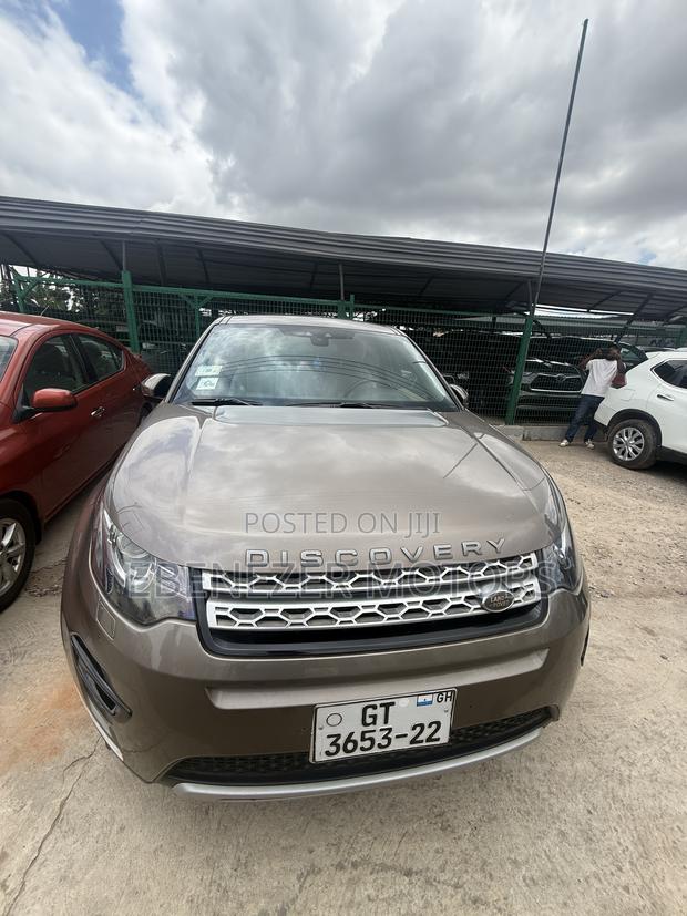 Land Rover Discovery 2016 Brown