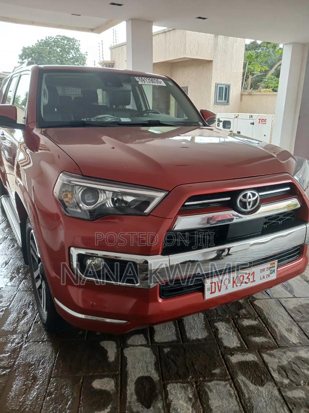 Toyota 4-Runner 2021 Red