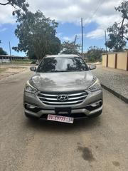 Hyundai Santa Fe 2018 Gray for sale