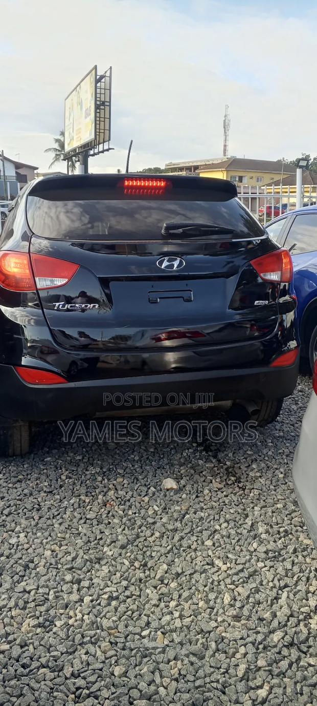 Hyundai Tucson 2015 Black