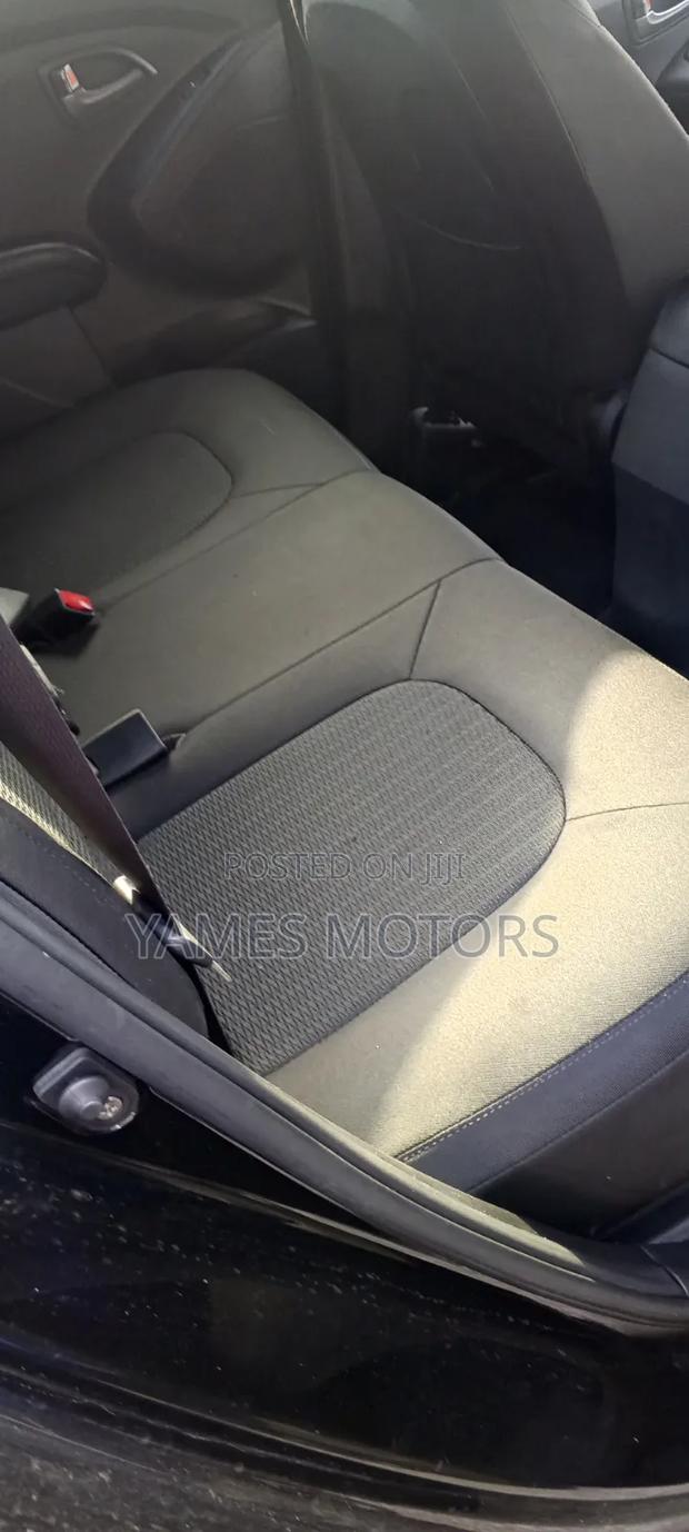 Hyundai Tucson 2015 Black