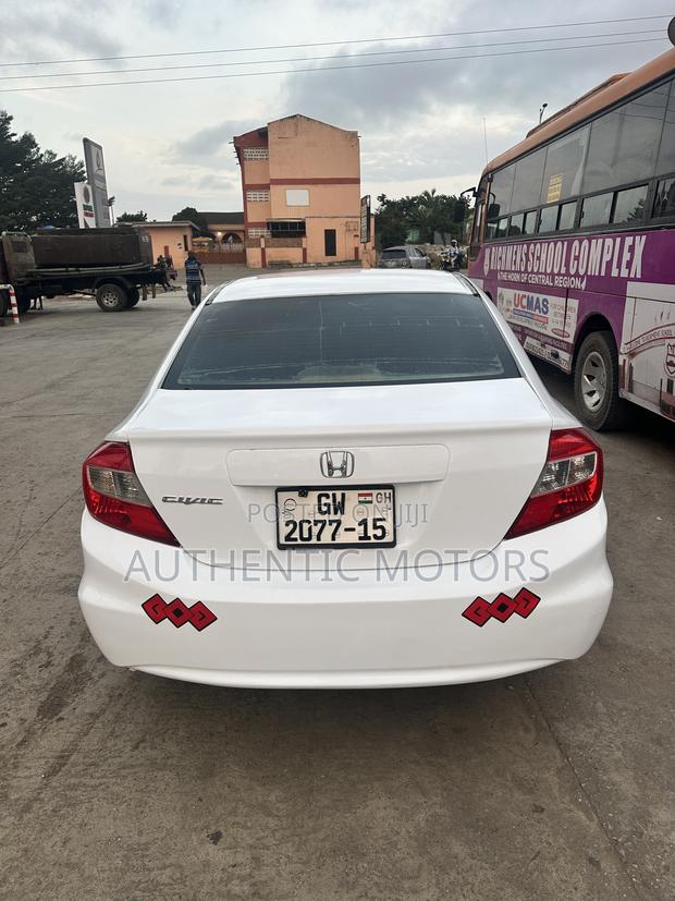 Honda Civic 2012 White