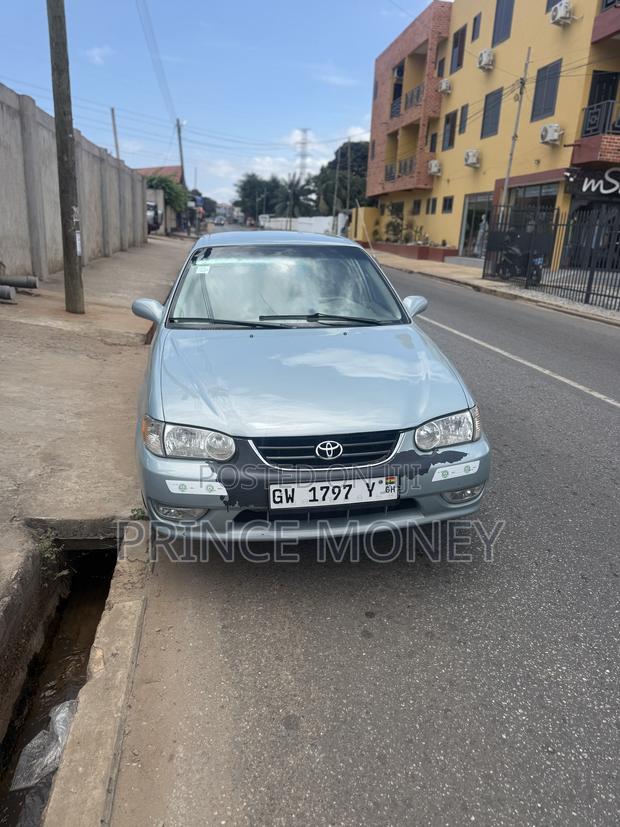 Toyota Corolla 2000 Blue