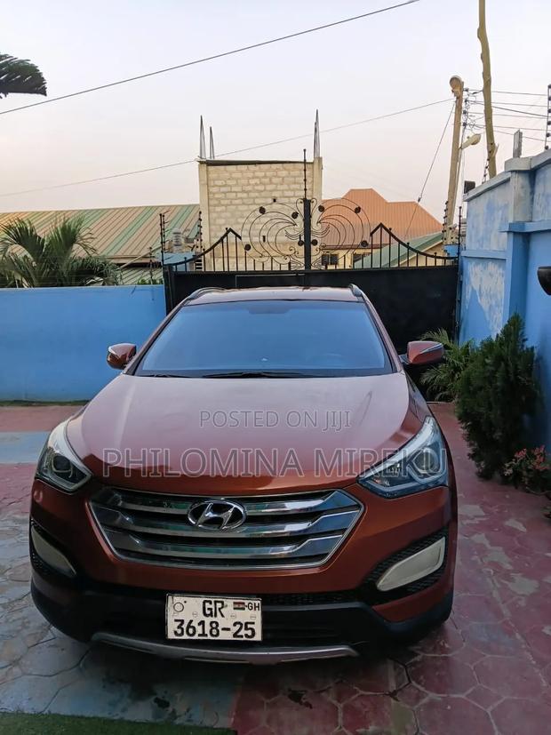 Hyundai Santa Fe 2013 Orange