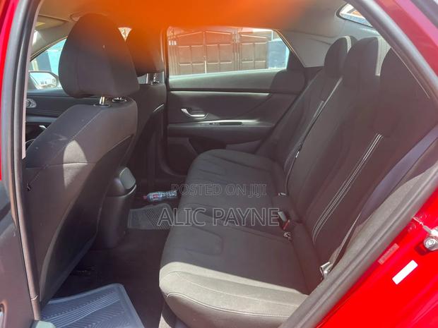 Hyundai Elantra 2023 Red