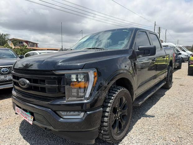 Ford F-150 LARIAT 2023 Black