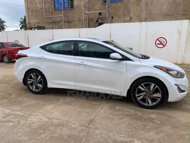 Hyundai Elantra Limited 4dr Sedan (1.8L 4cyl 6A) 2014 White