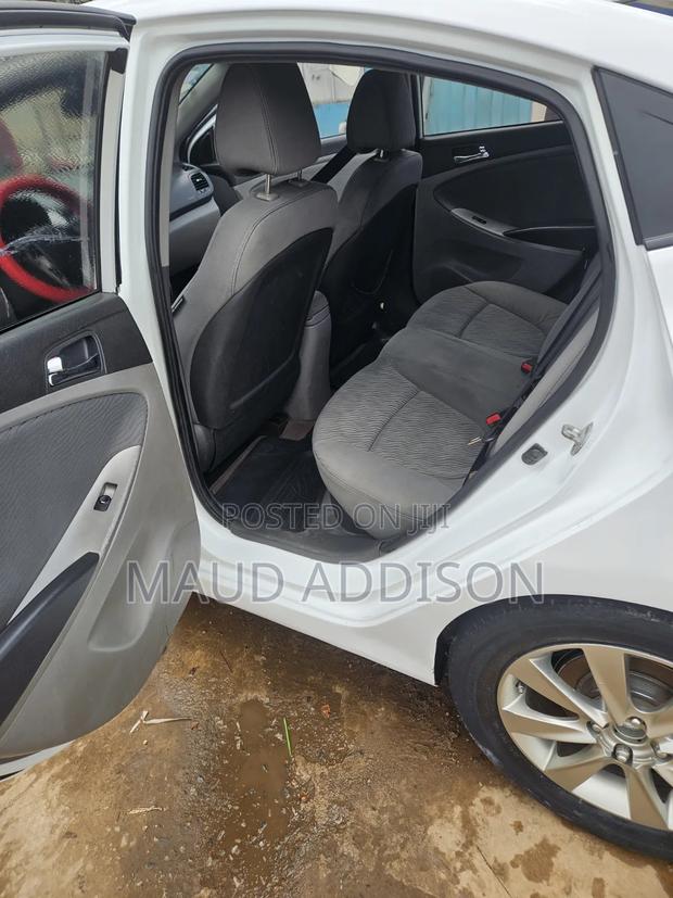 Hyundai Accent 2013 White