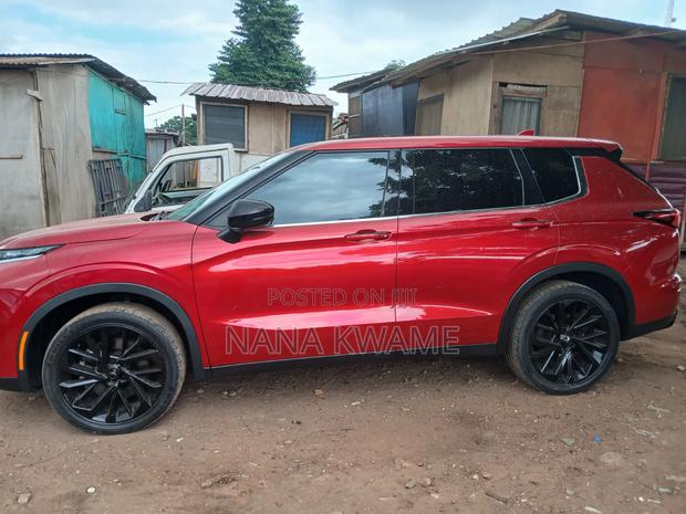 Mitsubishi Outlander Sport 2023 Red